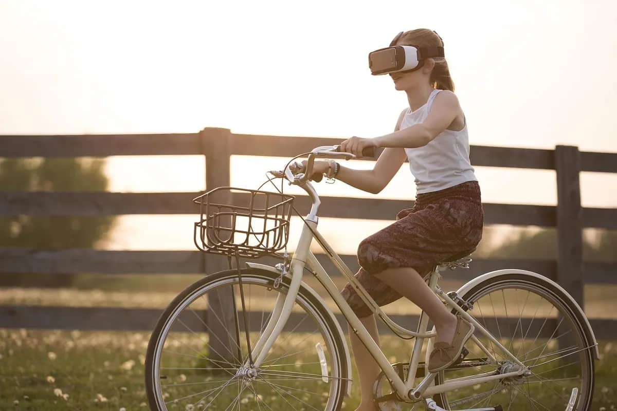 Virtuelle Realität im Entertainment: Zukunft oder Modeerscheinung?